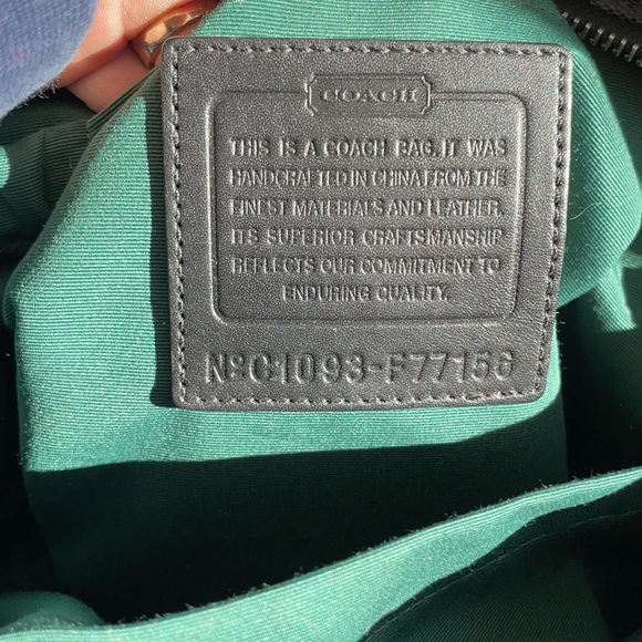 Coach Large Multifunctional Signature tote bag, diaper bag, laptop handbag purse - Picture 8 of 9